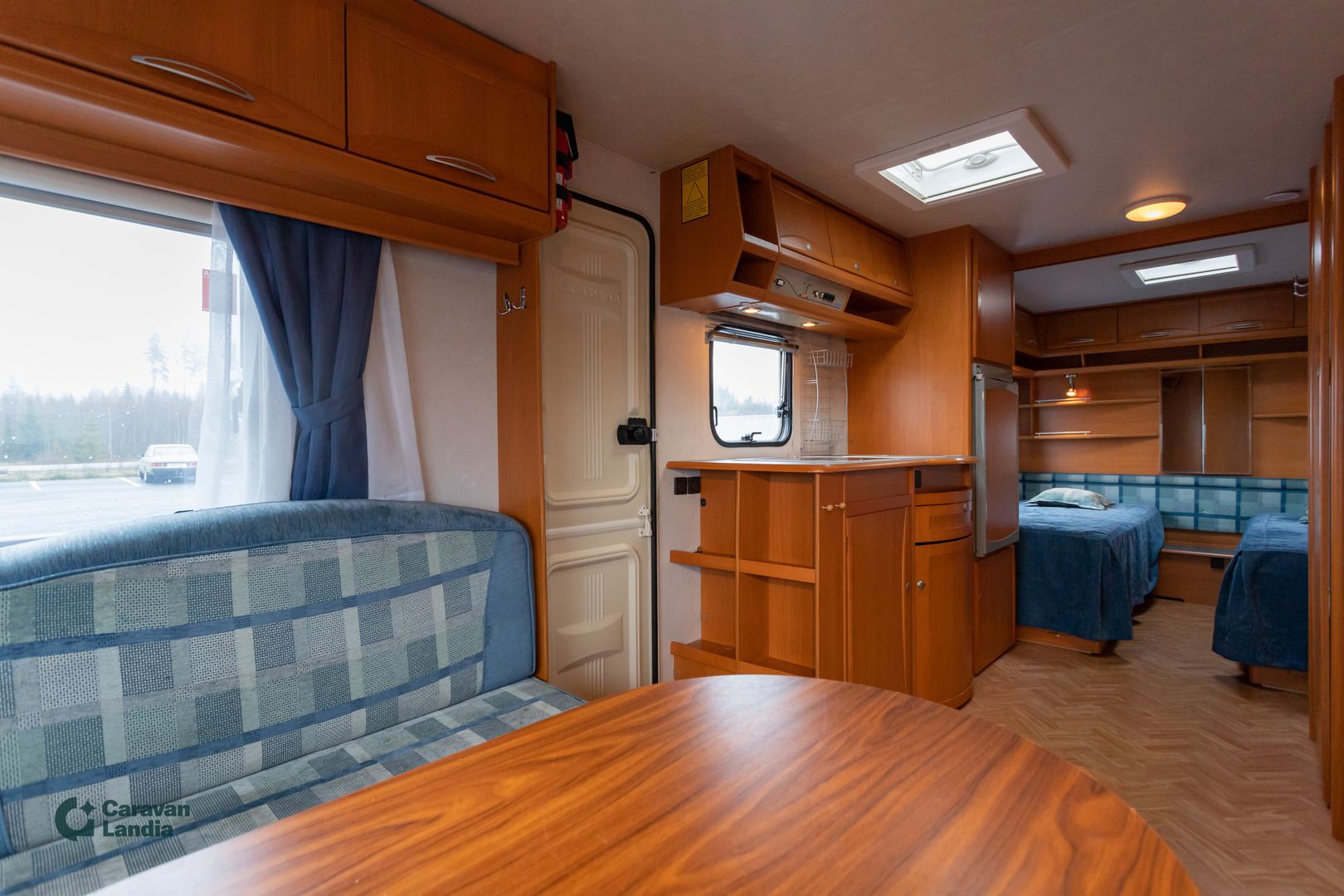 Adria C 613 UL ** ALDE, ERILLISVUOTEET, ISO PÖYTÄRYHMÄ **, kuva 7