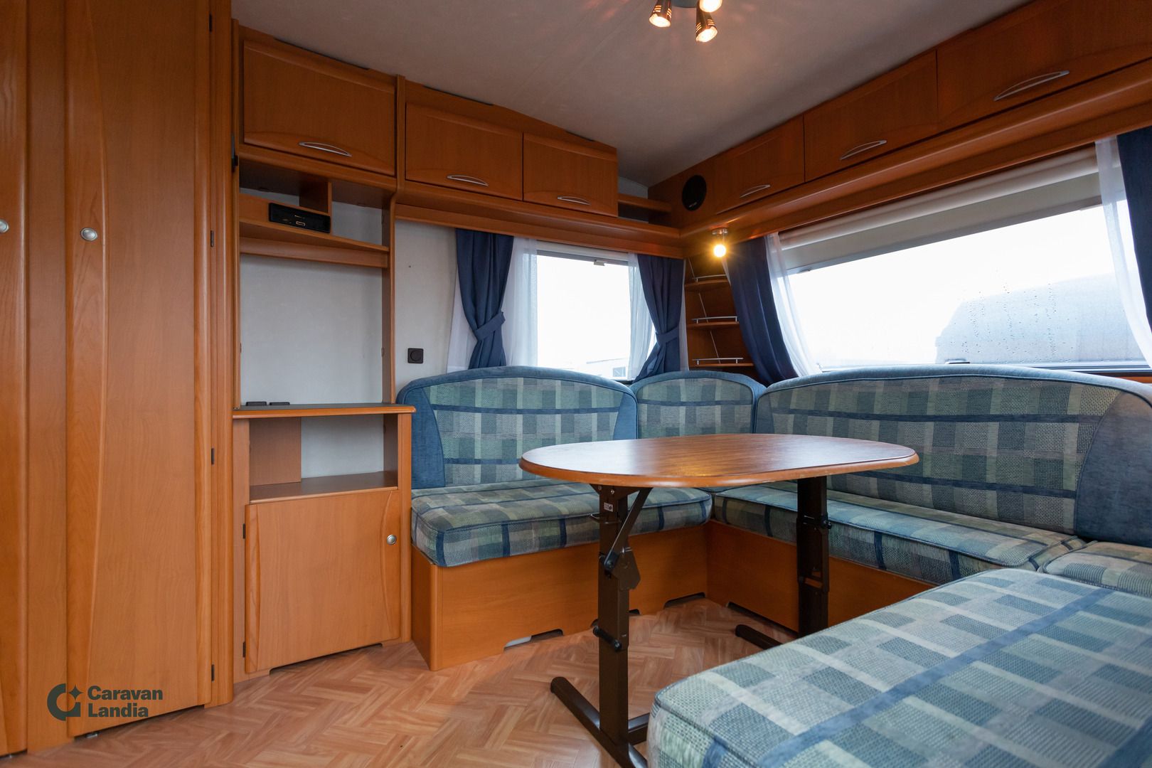 Adria C 613 UL ** ALDE, ERILLISVUOTEET, ISO PÖYTÄRYHMÄ **, kuva 9