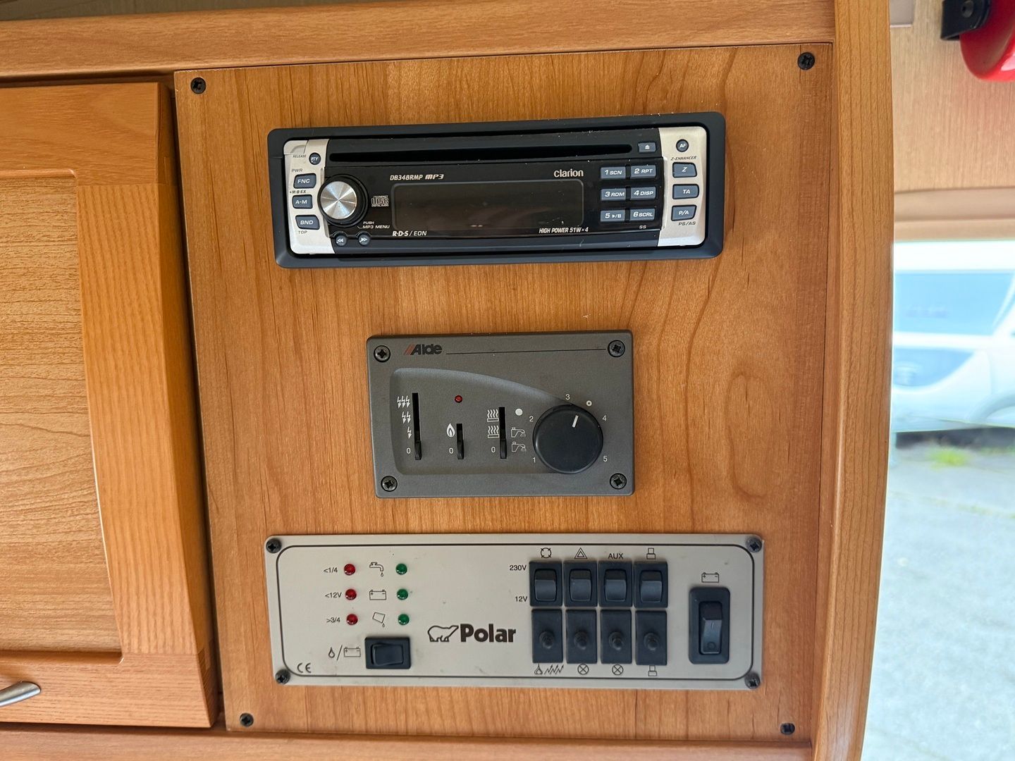Polar 730 * MYYDÄÄN KORJATTAVAKSI, ALDE, KOTELOMARKIISI **, kuva 11