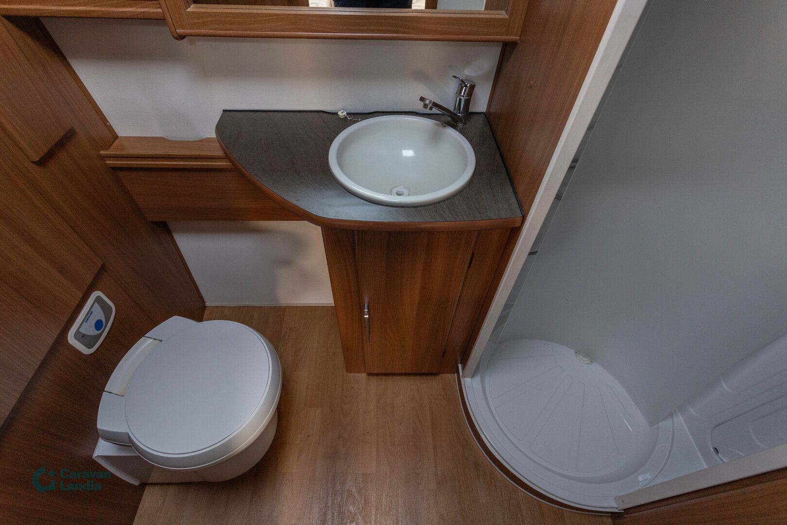 Kabe SAFIR ETDL KS ** ALDE, ERILLISVUOTEET, AURINKOPANEELI **, kuva 15