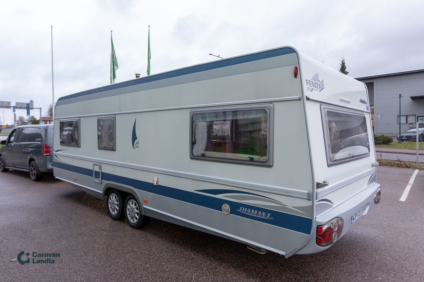 Fendt Diamant 650 TG **ERILLISVUOTEET, TRUMA (KAASU/SÄHKÖ), LATTIALÄMMITYS, UUNI**, kuva 4