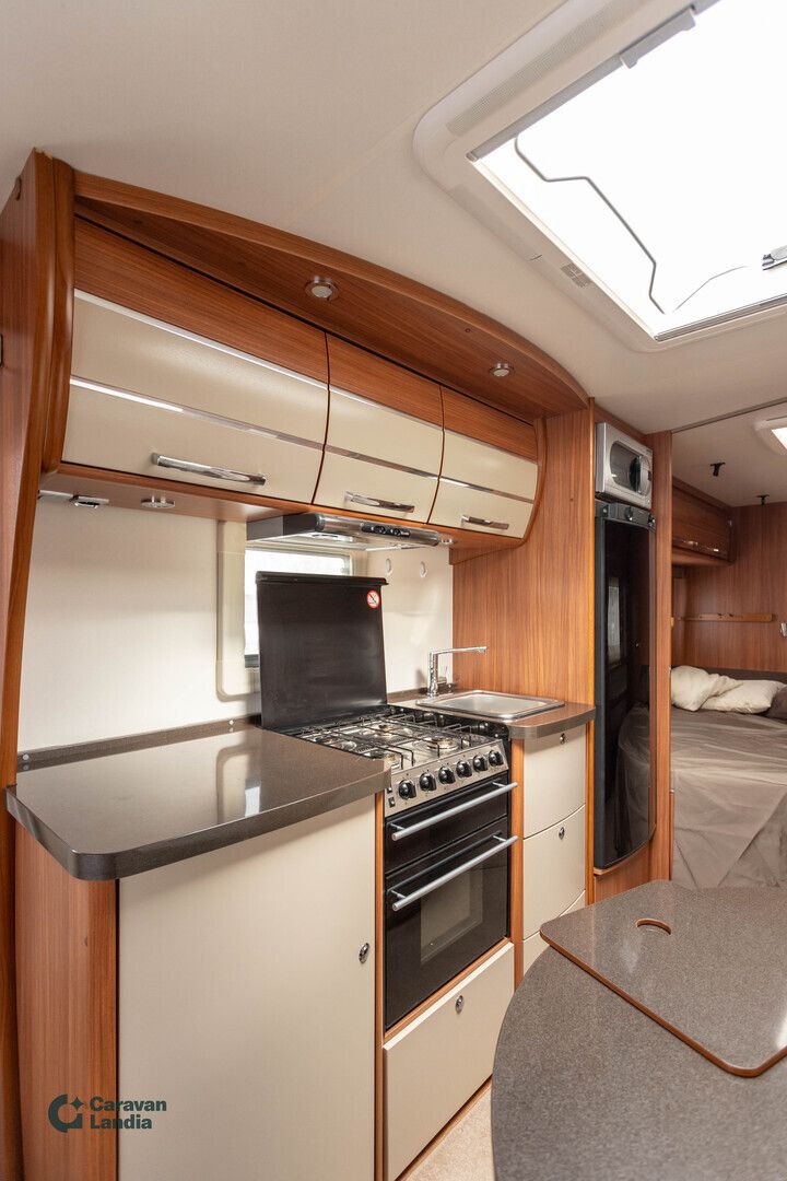 Adria Alpina 743 UP ** ALDE, PITKITTÄINEN-PARIVUODE, 2X ISTUINRYHMÄ, ILMASTOINTI **, kuva 11