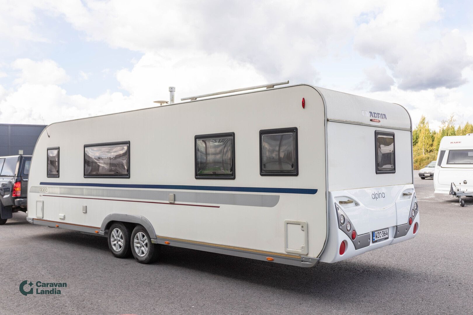 Adria Alpina 743 UP ** ALDE, PITKITTÄINEN-PARIVUODE, 2X ISTUINRYHMÄ, ILMASTOINTI **, kuva 4