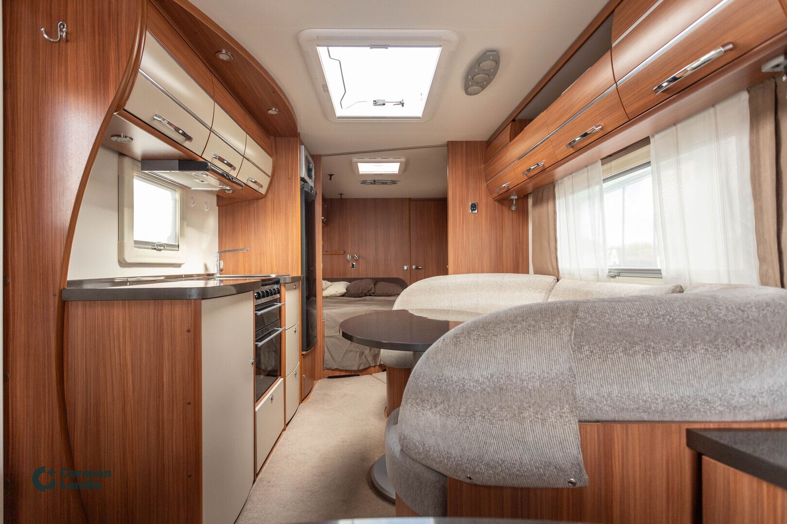 Adria Alpina 743 UP ** ALDE, PITKITTÄINEN-PARIVUODE, 2X ISTUINRYHMÄ, ILMASTOINTI **, kuva 6