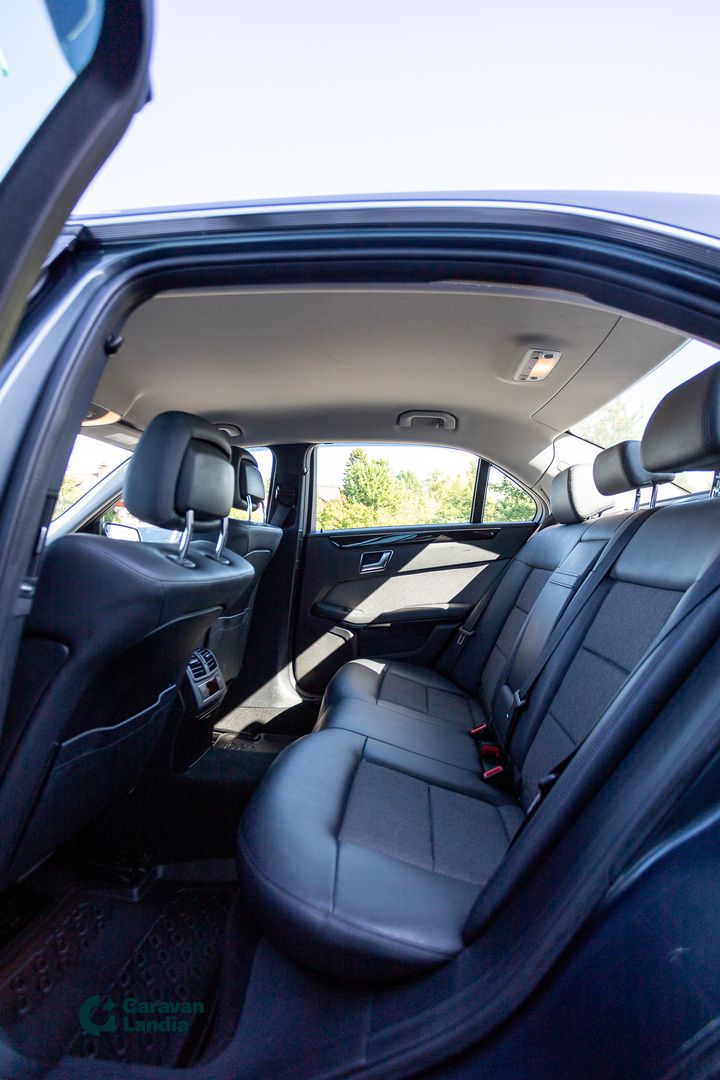 Mercedes-Benz E 300 CDI 204hv Bluetec Hybrid ** NAVIGAATTORI, PUOLINAHKASISUSTA, LOHKOLÄMMITIN **, kuva 12
