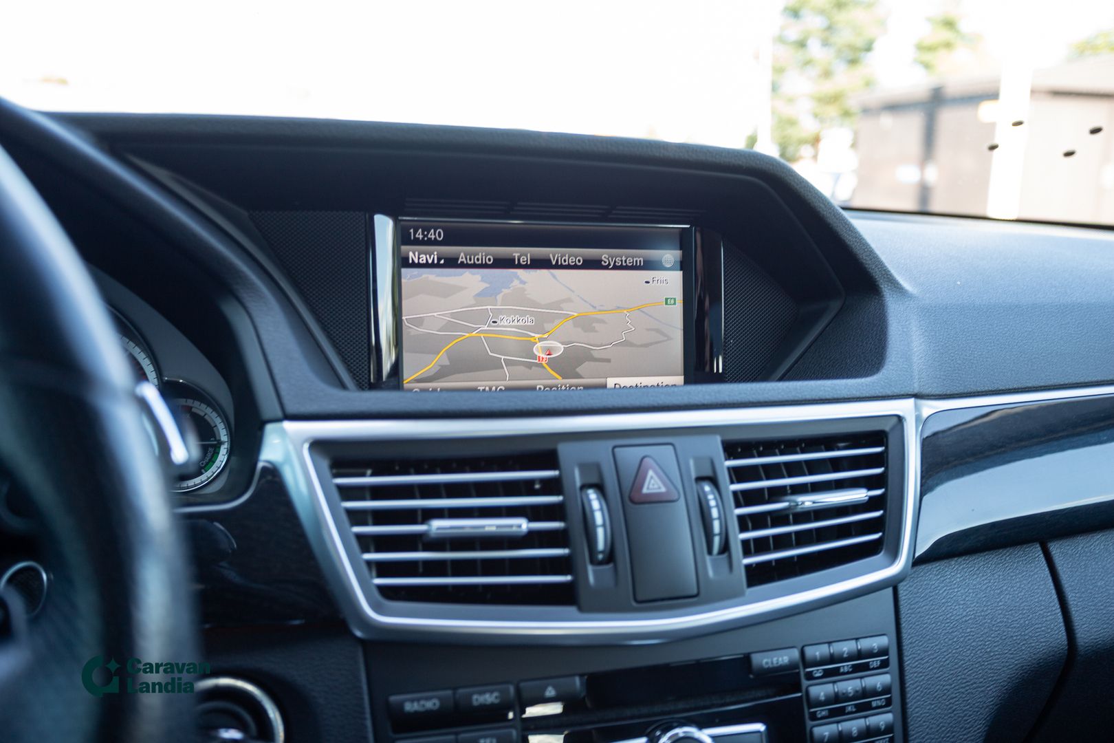 Mercedes-Benz E 300 CDI 204hv Bluetec Hybrid ** NAVIGAATTORI, PUOLINAHKASISUSTA, LOHKOLÄMMITIN **, kuva 23