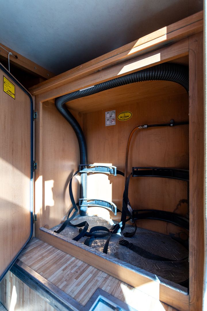Hymer Van 572 2.2 TDCi 130hv ** TRUMA (KAASU/SÄHKÖ), ERILLISVUOTEET, REK 5 HLÖLLE **, kuva 27