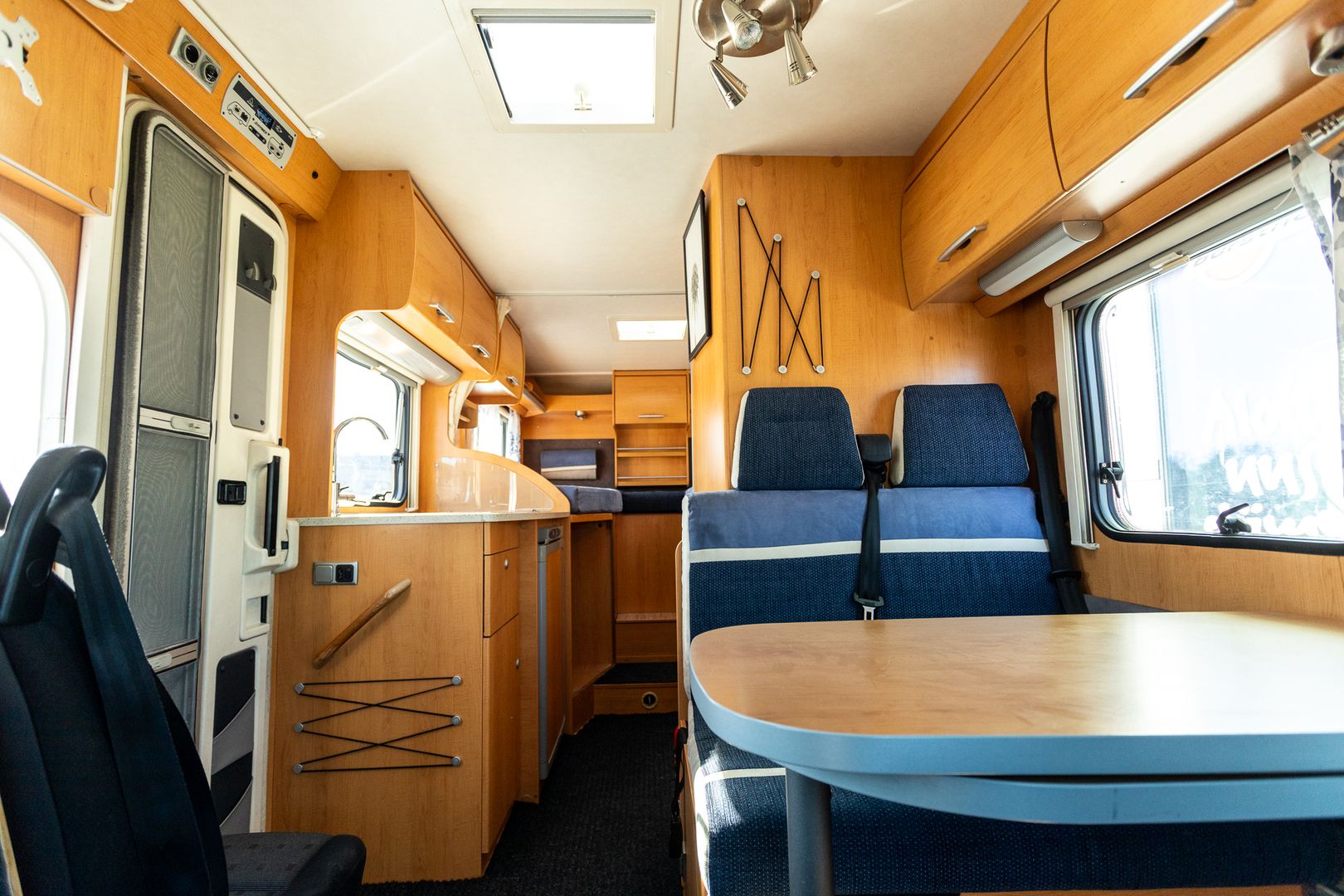 Hymer Van 572 2.2 TDCi 130hv ** TRUMA (KAASU/SÄHKÖ), ERILLISVUOTEET, REK 5 HLÖLLE **, kuva 9