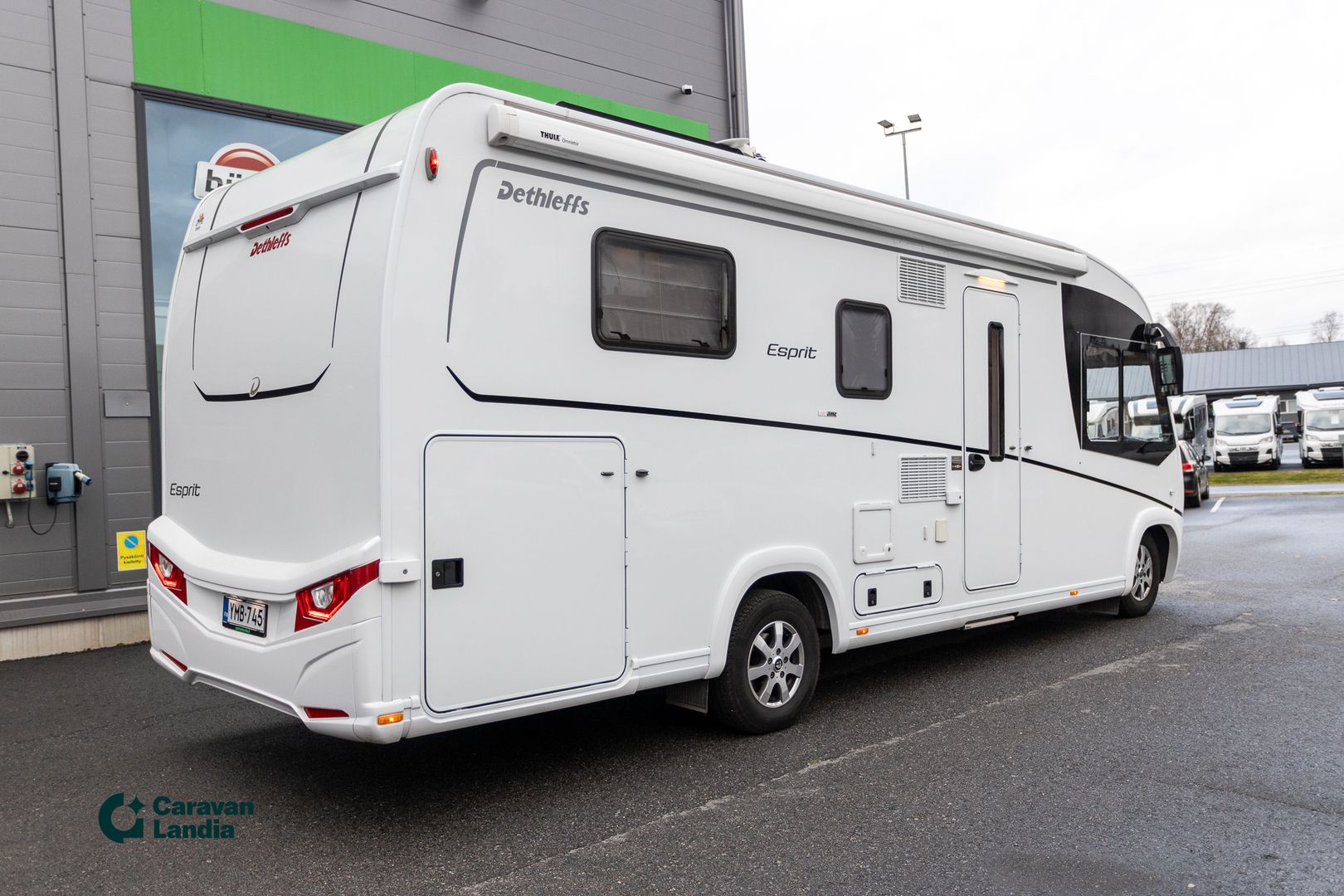 Dethleffs Esprit I 7050-2 DBM 2.2 Mjet 160hv ** 9-AUTOMAATTI, ALDE TALVIPAKETTI, SAAREKEVUODE, HUIPPUVARUSTEET **, kuva 3