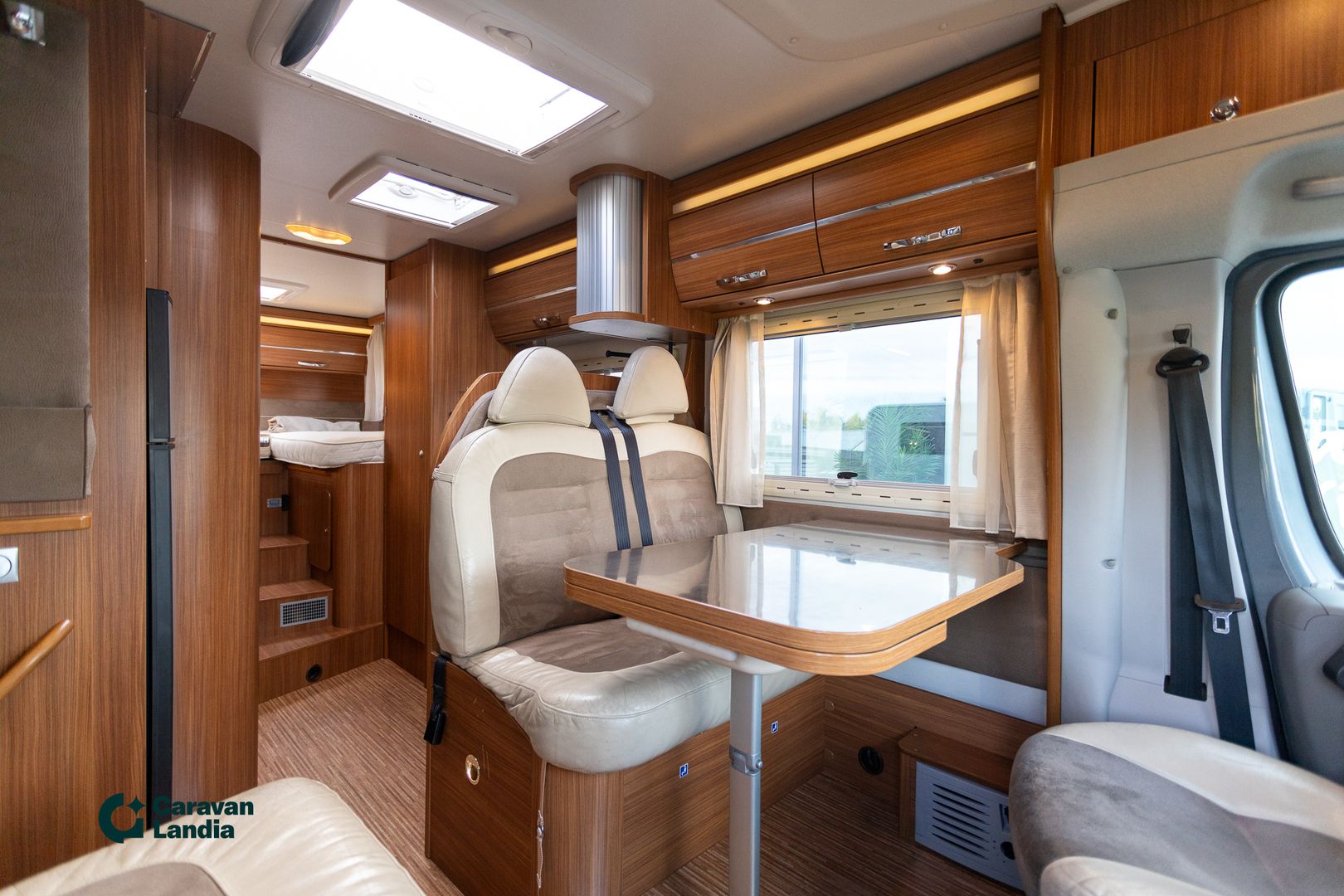 Adria Coral S 670SL Scandinavian edition 2.3 Mjet 130hv ** TRUMA TALVIPAKETTI, ERILLISVUOTEET, TODELLA SUOSITTU MALLI **, kuva 9