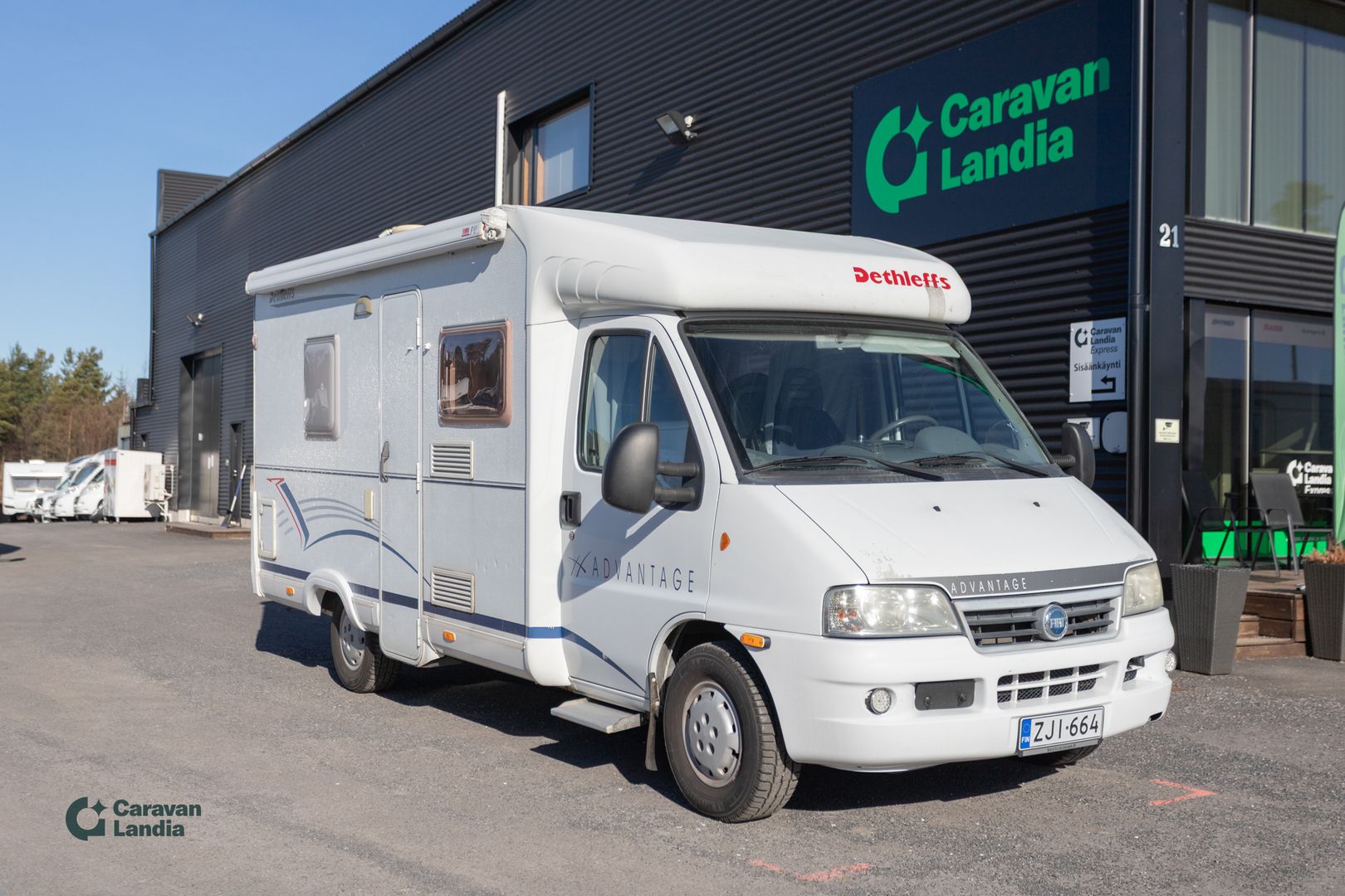 Dethleffs Advantage T 5841 2.3 JTD 110hv ** TRUMA, PITKITTÄINEN PARIVUODE, MARKIISI **, kuva 1