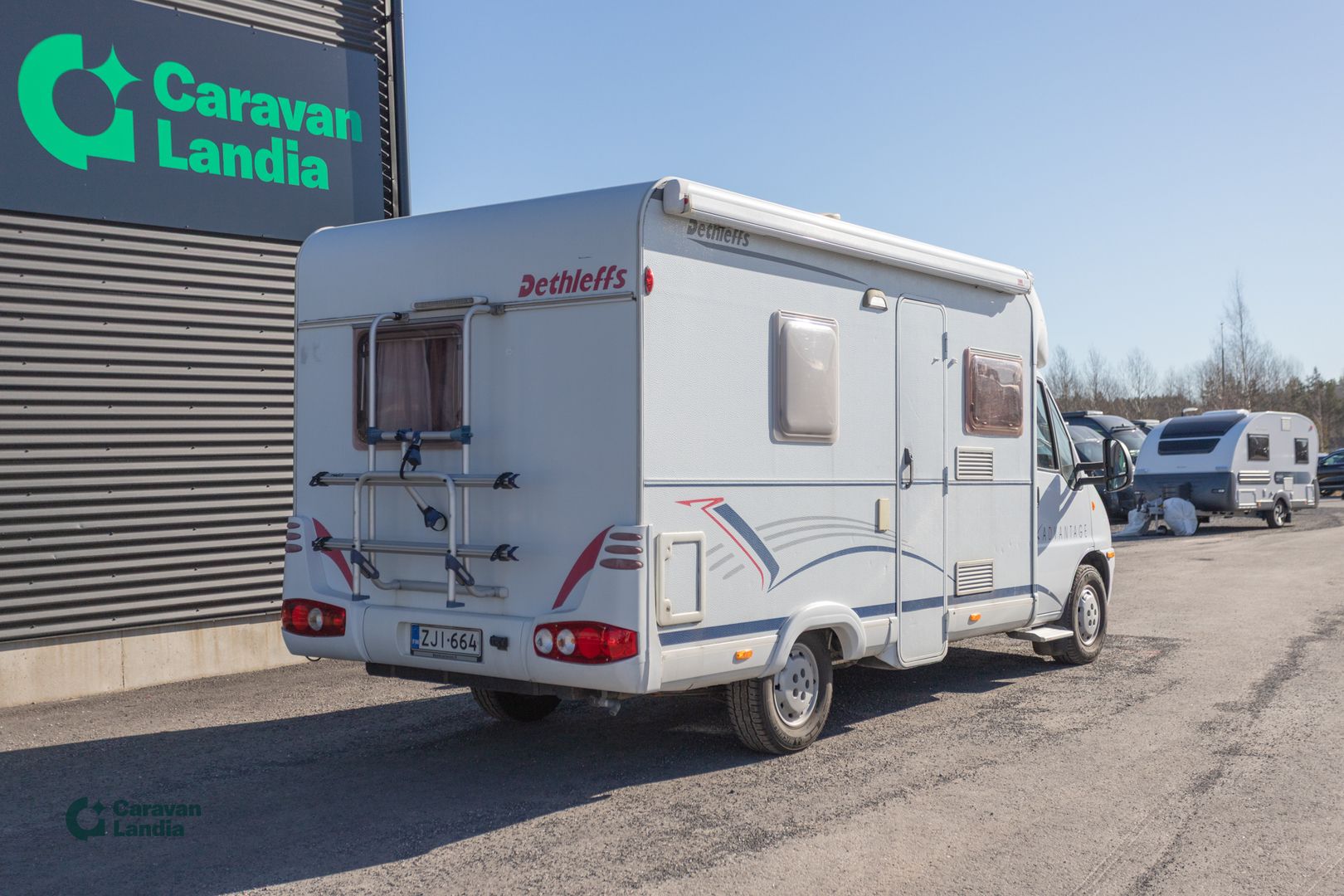 Dethleffs Advantage T 5841 2.3 JTD 110hv ** TRUMA, PITKITTÄINEN PARIVUODE, MARKIISI **, kuva 3