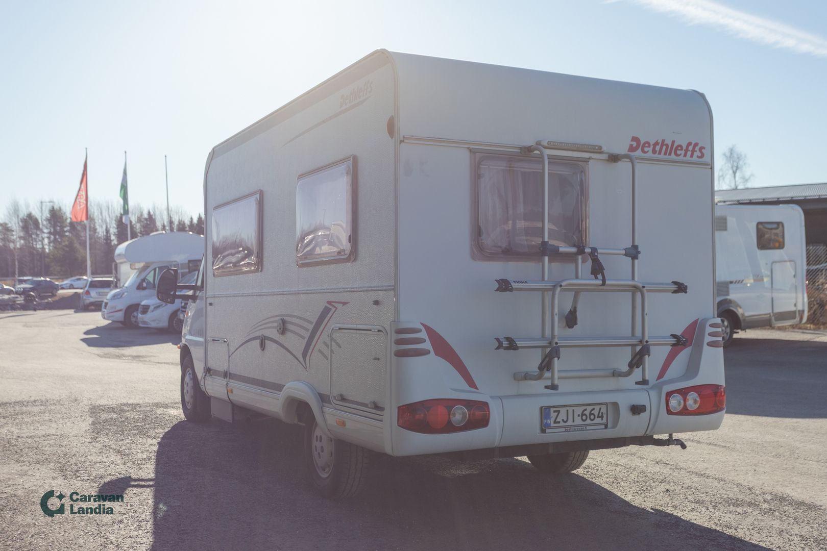 Dethleffs Advantage T 5841 2.3 JTD 110hv ** TRUMA, PITKITTÄINEN PARIVUODE, MARKIISI **, kuva 4