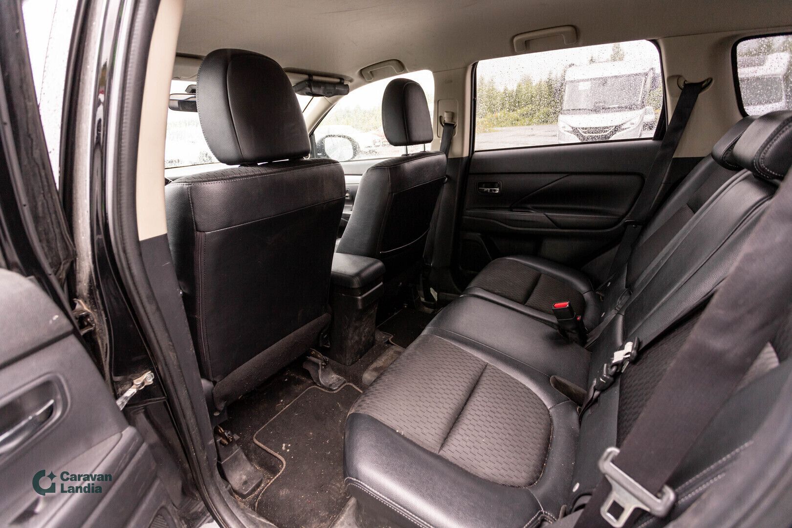 Mitsubishi Outlander PHEV 2.0 Intense Plus 4WD 5P ** Puolinahat / Peruutuskamera / Keyless / Rockford **, kuva 10