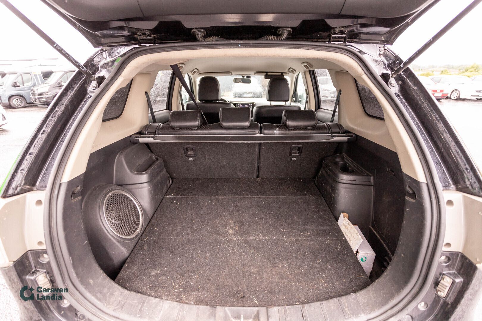 Mitsubishi Outlander PHEV 2.0 Intense Plus 4WD 5P ** Puolinahat / Peruutuskamera / Keyless / Rockford **, kuva 11