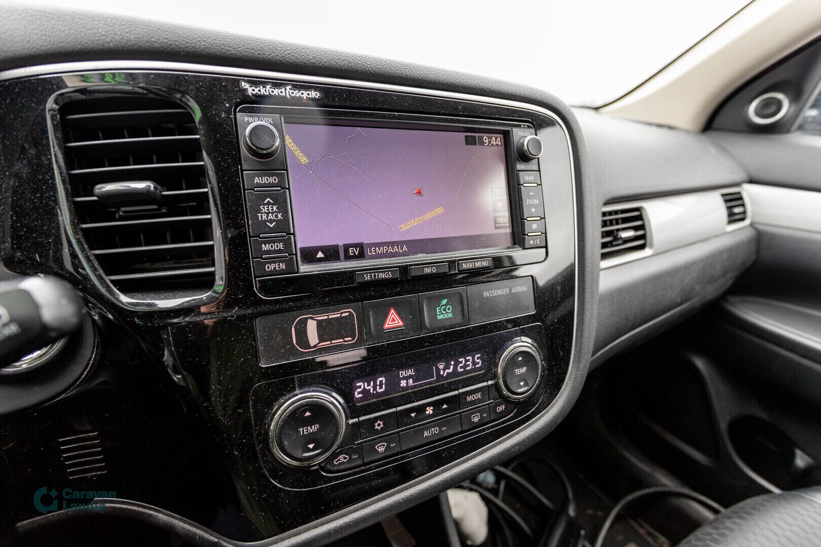 Mitsubishi Outlander PHEV 2.0 Intense Plus 4WD 5P ** Puolinahat / Peruutuskamera / Keyless / Rockford **, kuva 16