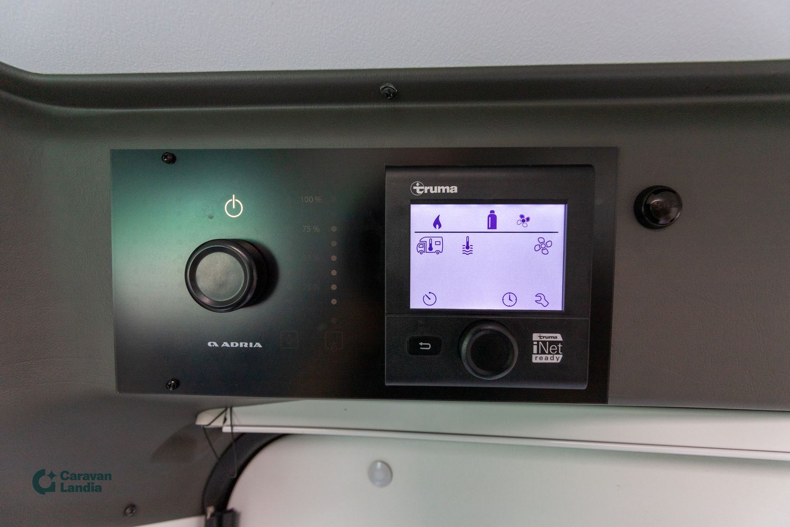 Adria Twin 640 SL 140hv **B-KORTTI, ERILLISVUOTEET, MARKIISI, P.KAMERA, PP-TELINE**, kuva 15
