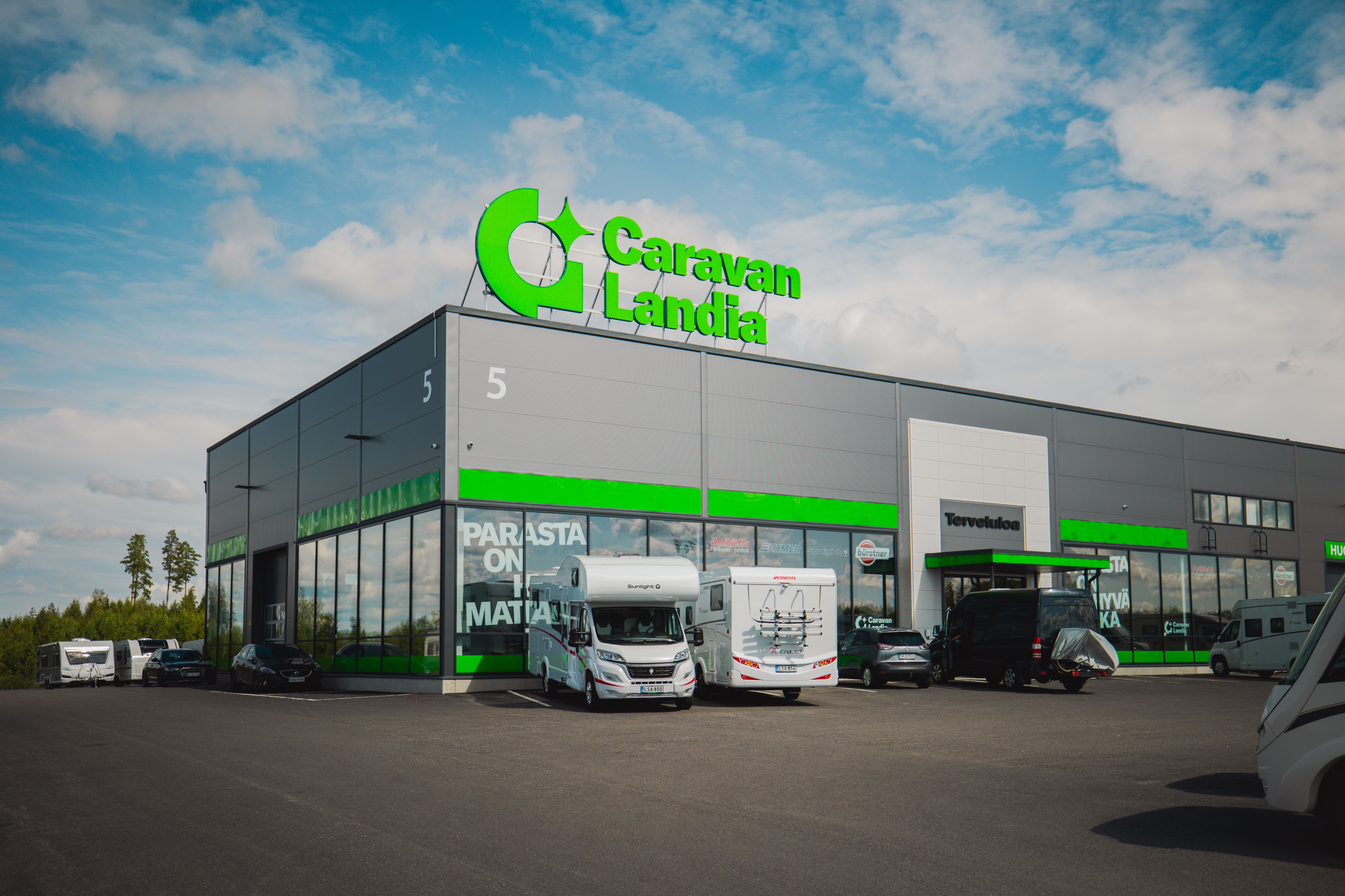 caravanlandia-laajenee-paakaupunkiseudulle-espooseen-myymala.jpg