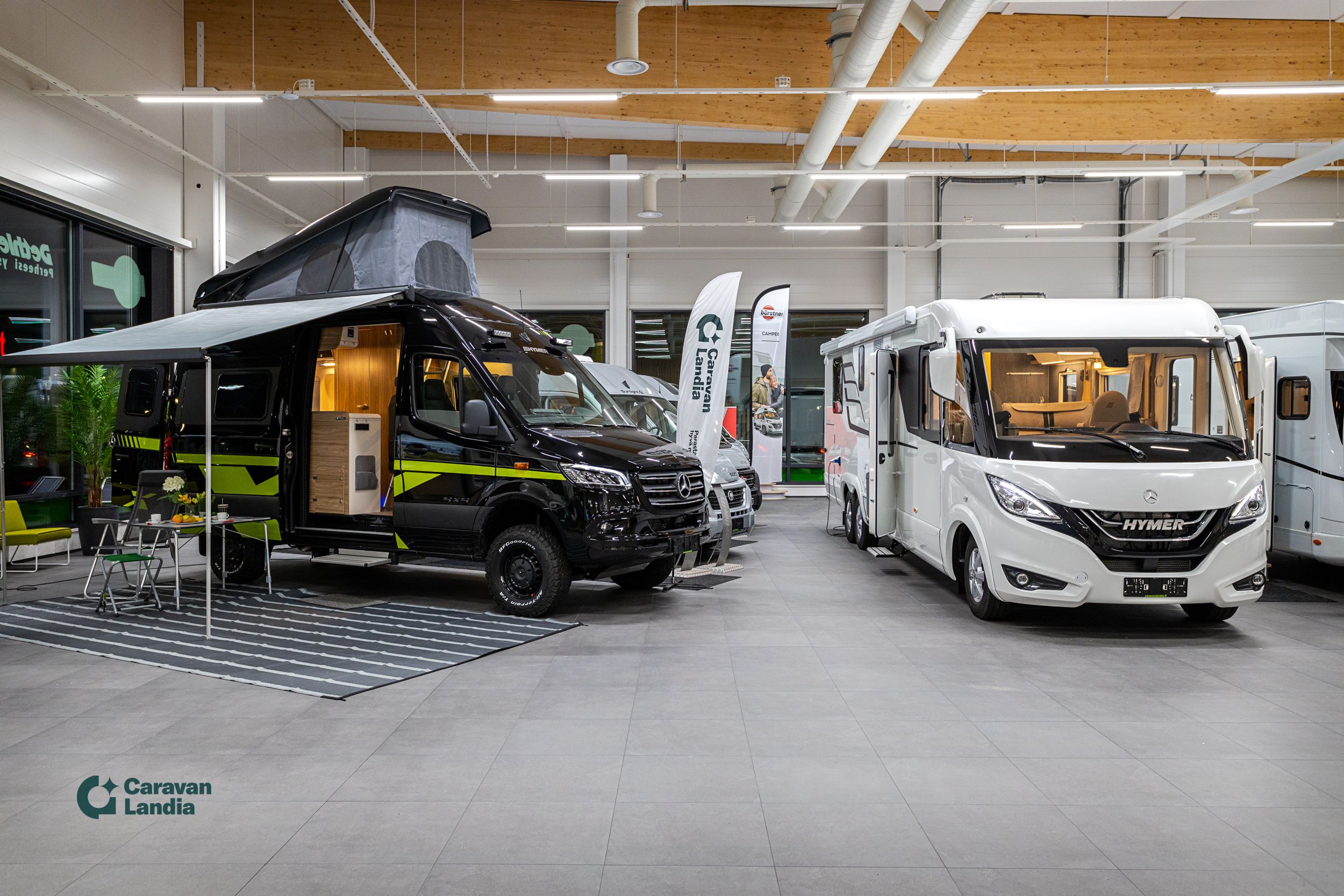 Yleiskuva Caravanlandian myymälästä.